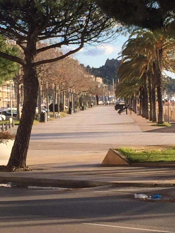 Appartement Standing 58M Plage A 3Mn En Voiture Rosas Exteriör bild